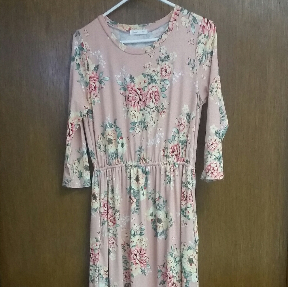 Floral maxi dress